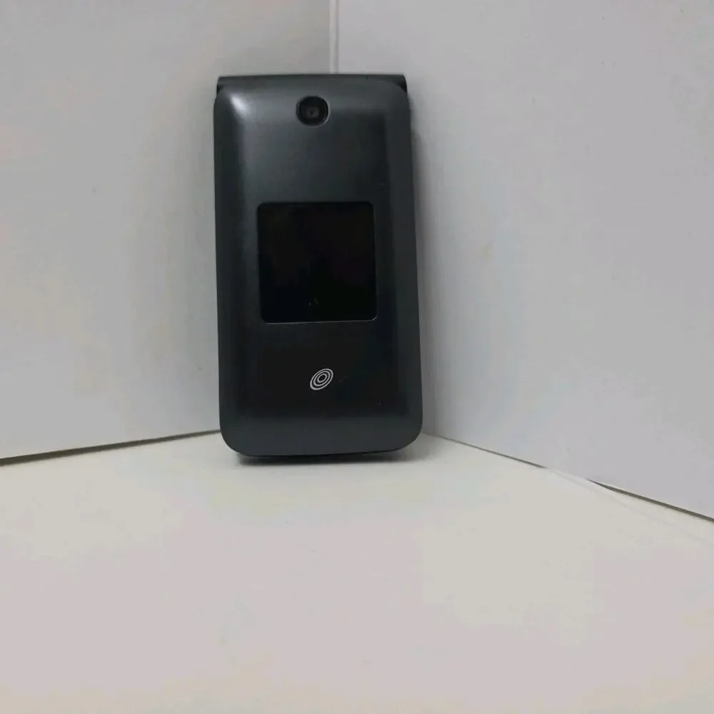 Alcatel MyFlip A405DL - Gray and Black ( Tracfone ) 4G LTE Flip Smartphone